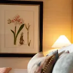 Bed and breakfast Aynsome Manor 4*