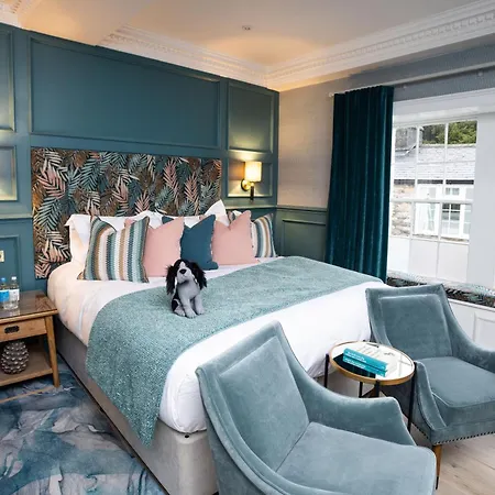 Bed & Breakfast Aynsome Manor 3*