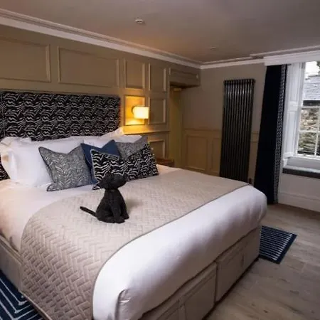 ベッド・アンド・ブレックファスト Aynsome Manor