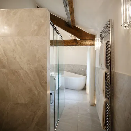 Aynsome Manor Couette-café 4*